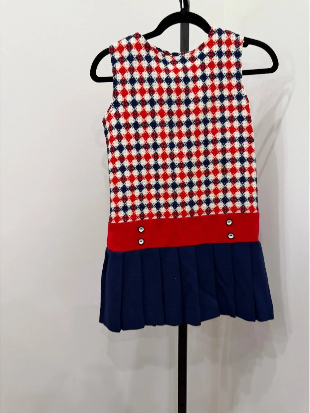 Playmore Size 10 Girls Sleeveless Dress with Pleated Navy Skirt Red Waistband